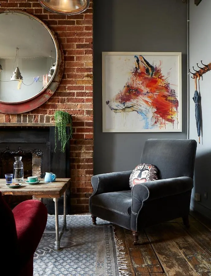 Artist Residence Brighton 3*,  United Kingdom