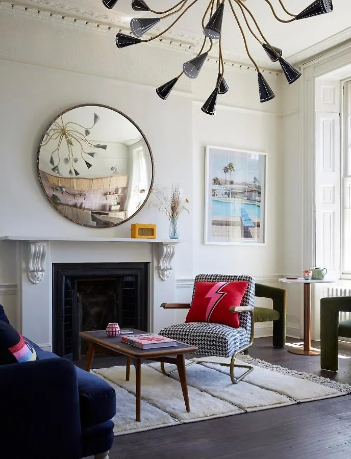 Artist Residence Hove Hotel