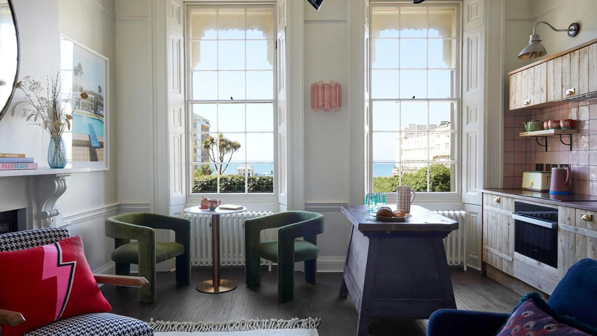 Artist Residence Brighton Hotel